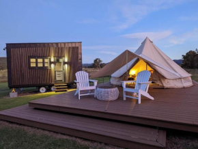 Glamping Vineyard Getaway with Luxury Amenities